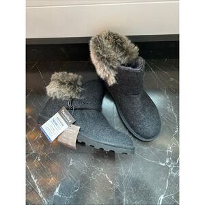 BEARPAW Women's Gray Wool Blend Faux Fur Cuff Winter Ankle Boots Size 9